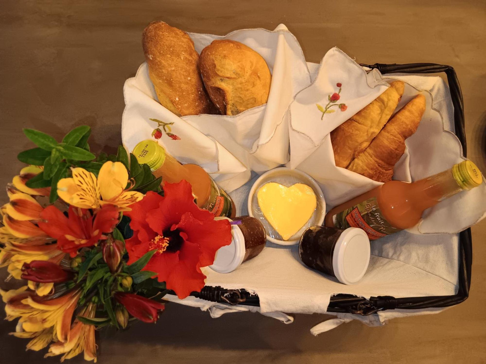 La Petite Romance - Gite 3 Etoiles Siran Luaran gambar